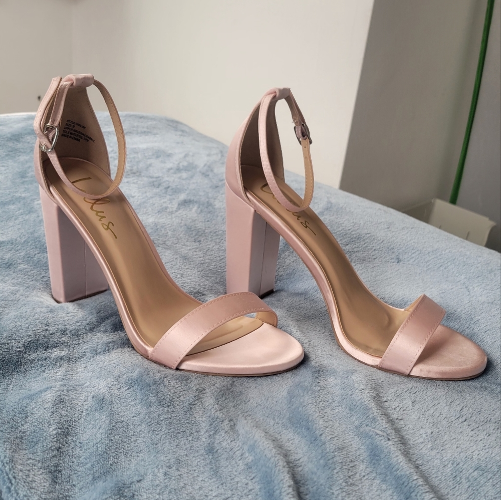 Lulu's Taylor Block Heels